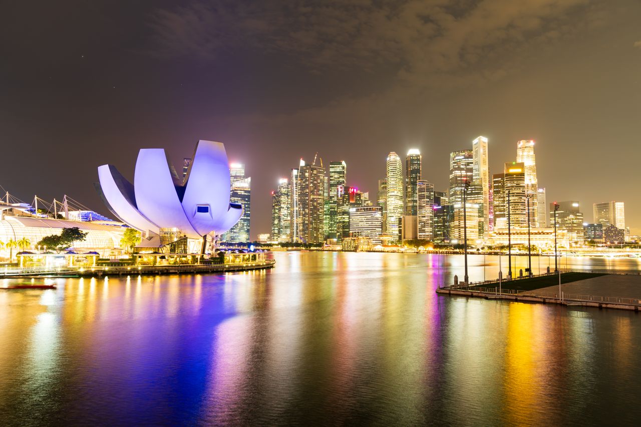 Marina Bay at dusk